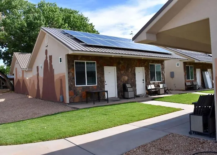 Bunkhouse 6A With Fridge And Microwave